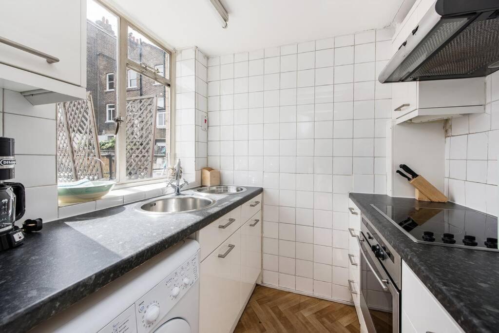 Baker Street With Terrace * London