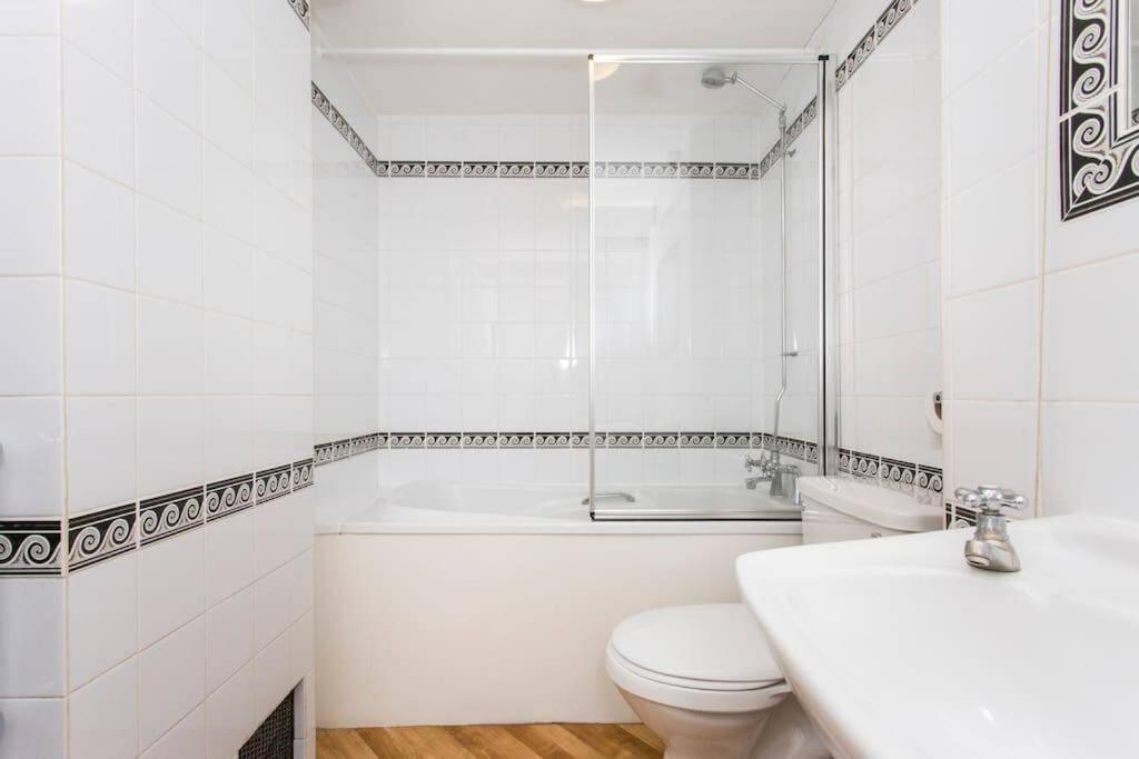 Apartment Baker Street With Terrace London